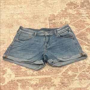 H&M Blue Jean Shorts Relaxed Fit Cuffed Hem